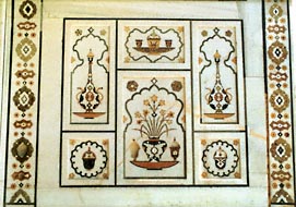 Pietra Dura in het Itimad-ud-daulah mausoleum