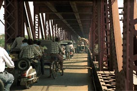 Traffic jam on Agra bridge