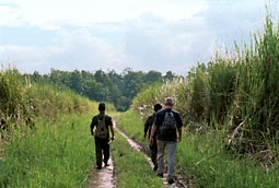 Jac and our guides in the Chitwan jungle