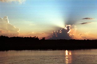 Zonsondergang in Sauraha