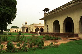 Gardens in the Red Fort