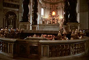 San Pietro altaar - klik om te vergroten